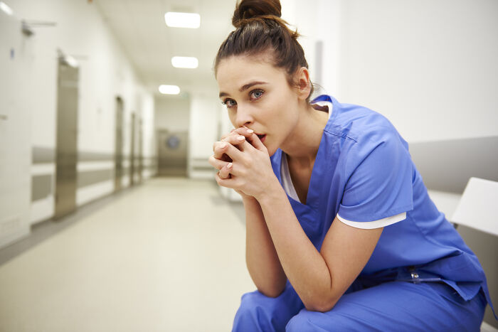 80 Horror Stories From Doctors And Nurses That They Can Never Forget (Trigger Warning)