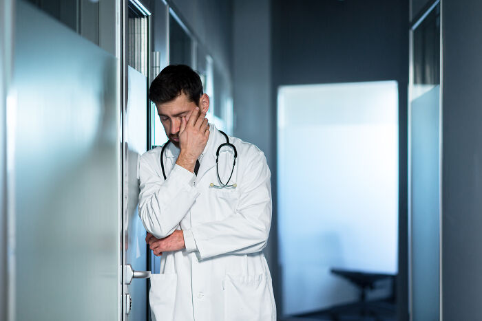 80 Horror Stories From Doctors And Nurses That They Can Never Forget (Trigger Warning)