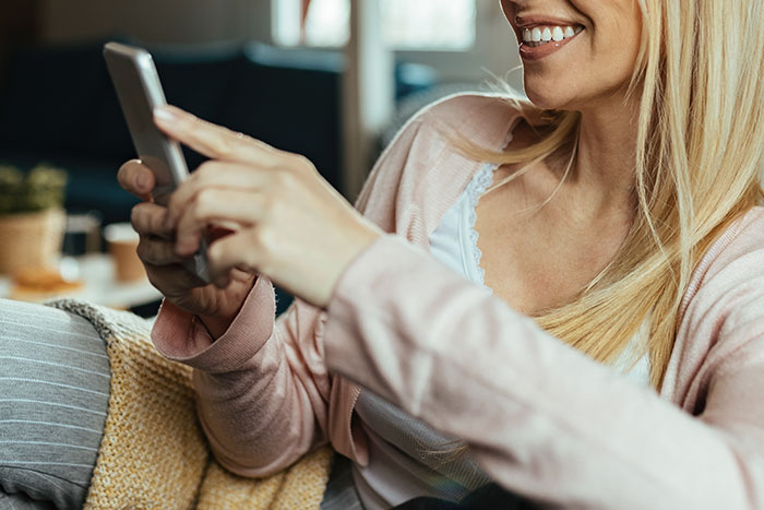Woman Almost Keeps A Huge Secret From A New Guy She’s Dating, Is Surprised By His Reaction