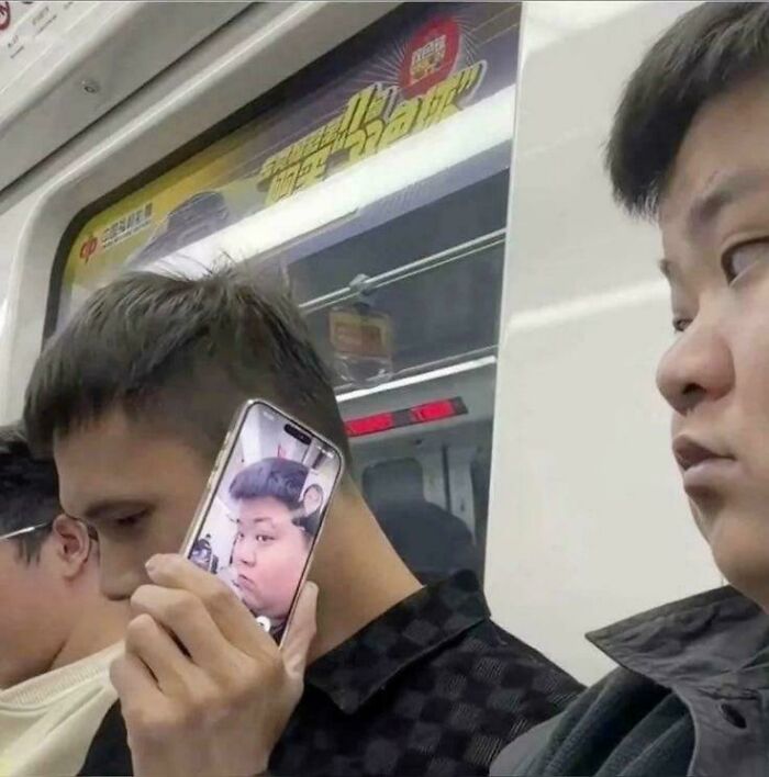 54 Pics That Came Out So Weird, They Became Holy And Cursed All At Once (New Pics)
