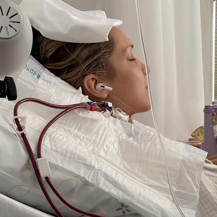 As Daughter Bella Suffers With &#8220;Darkness&#8221; And &#8220;Pain,&#8221; Yolanda Hadid Pens Emotional Message To Her