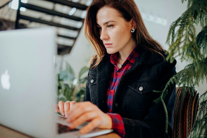 Score Above 26/35 On This 50-50 Quiz &#038; Prove You’re Surprisingly Smart