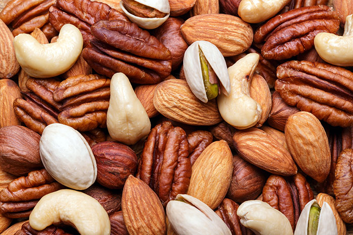 Mom Threatens To Sue Food Stall After They Give Her Child A Sample That Contains Nuts