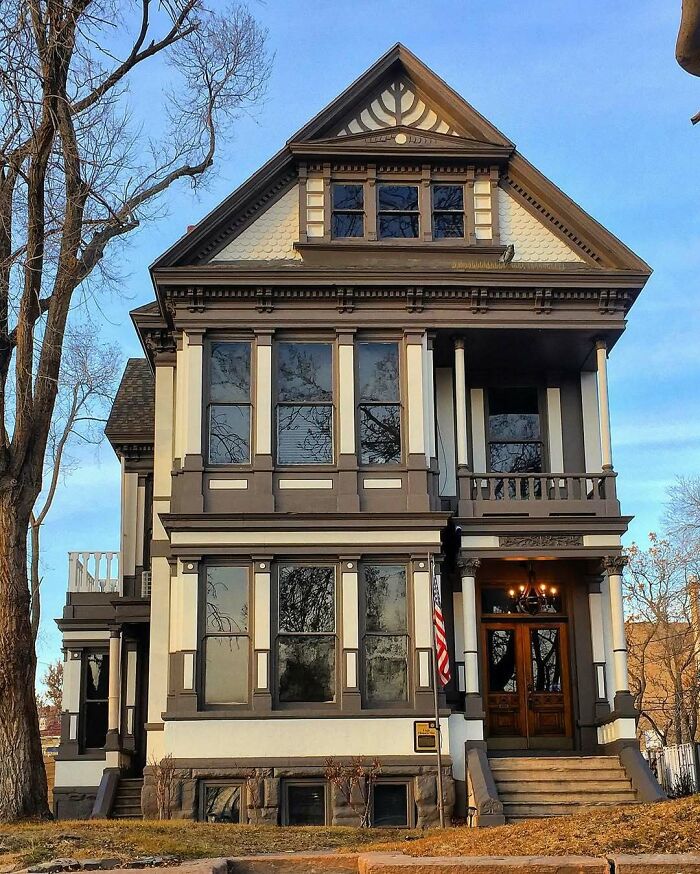 115 Adorable And Lovely Old Homes You Might Want To Move Into ASAP