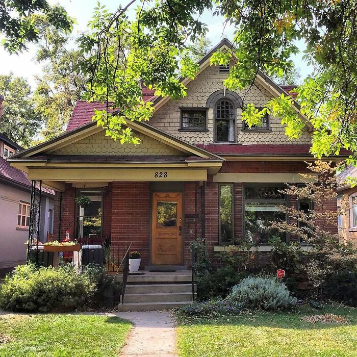 115 Adorable And Lovely Old Homes You Might Want To Move Into ASAP
