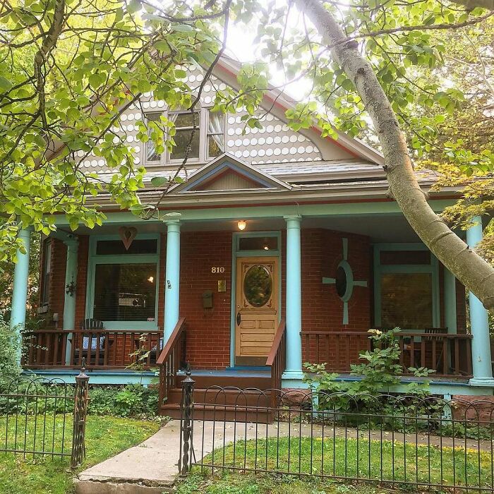 115 Adorable And Lovely Old Homes You Might Want To Move Into ASAP