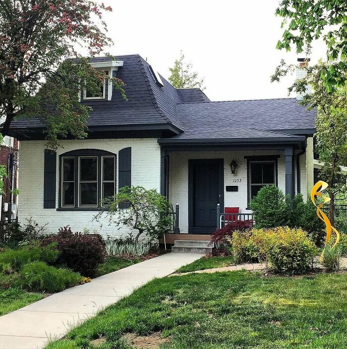 115 Adorable And Lovely Old Homes You Might Want To Move Into ASAP