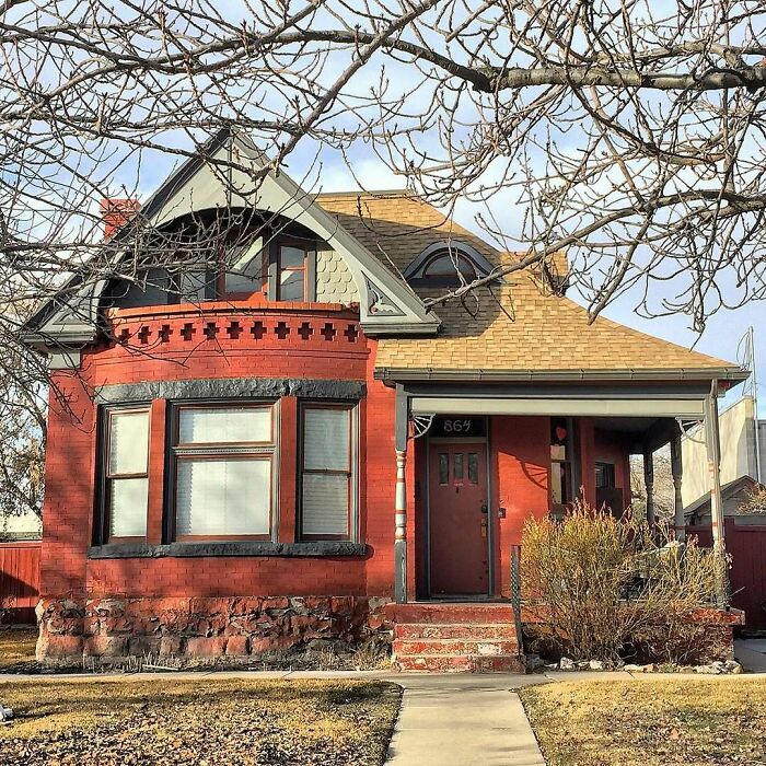 115 Adorable And Lovely Old Homes You Might Want To Move Into ASAP