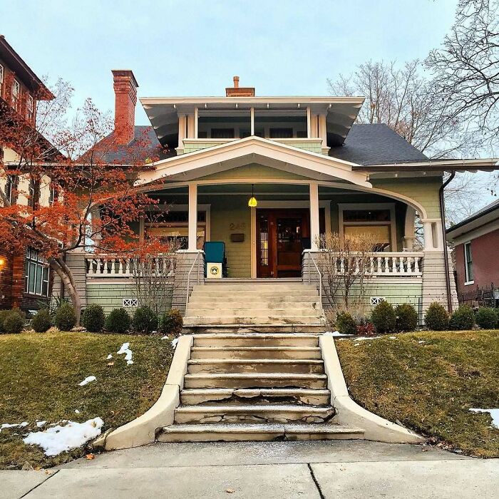 115 Adorable And Lovely Old Homes You Might Want To Move Into ASAP
