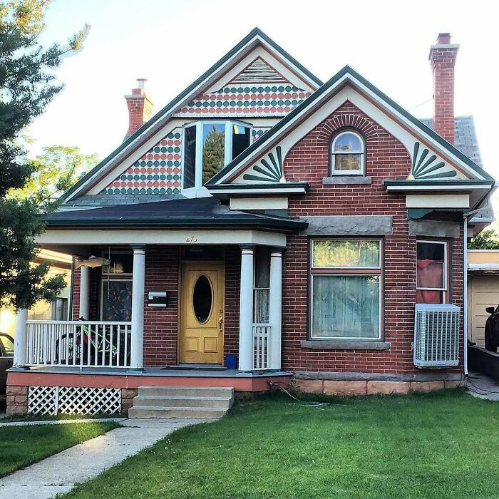 115 Adorable And Lovely Old Homes You Might Want To Move Into ASAP