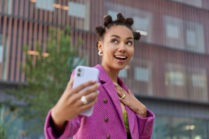 49 Professions That People Believe Are Not Relationship Material