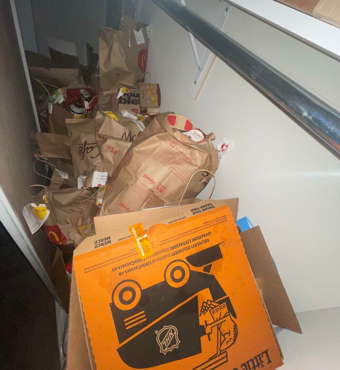 74 Enraging Photos That Show What Awful Roommates People Have To Deal With