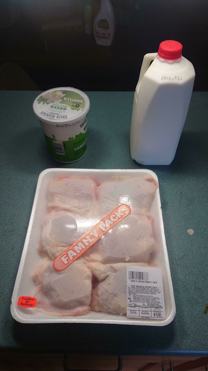 74 Enraging Photos That Show What Awful Roommates People Have To Deal With