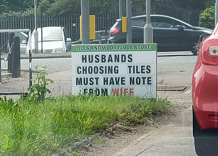 92 Hilariously Random Notes, Signs, And Messages That Remind Us Not To Take Life Too Seriously