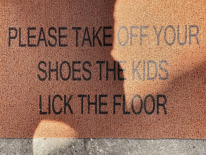 92 Hilariously Random Notes, Signs, And Messages That Remind Us Not To Take Life Too Seriously