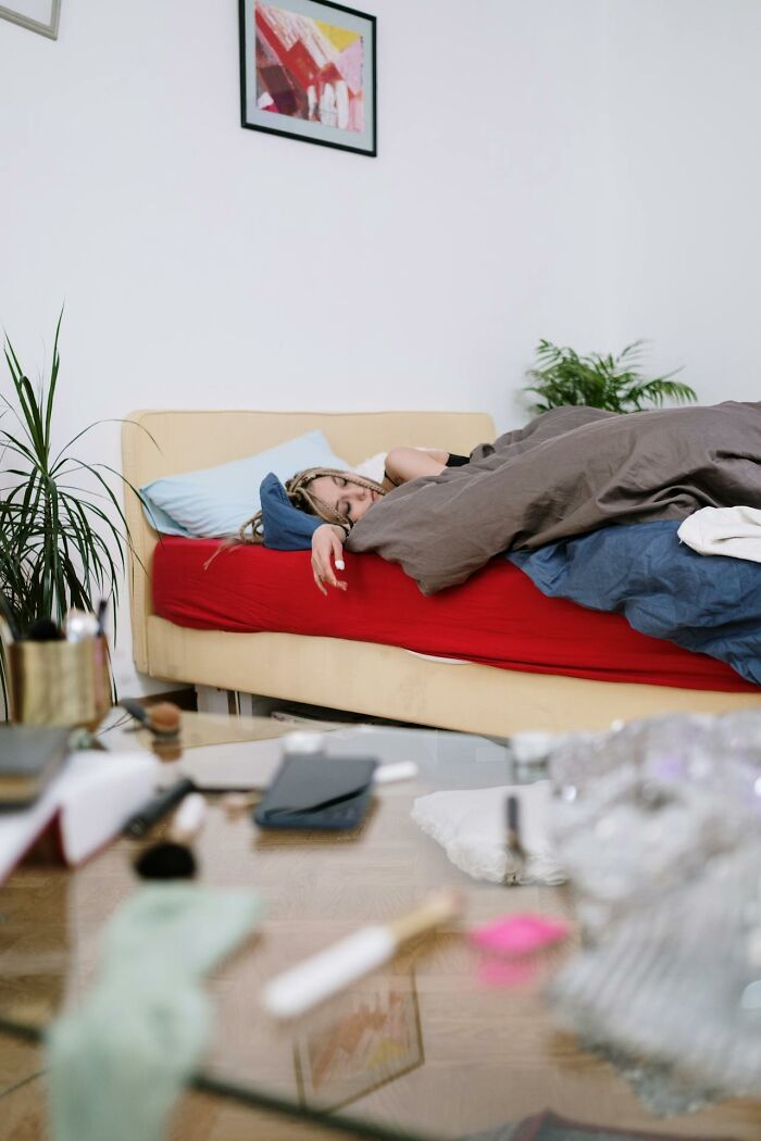 61 Things Women Are &#8220;Not Allowed To Do&#8221; That Men Can Do Freely