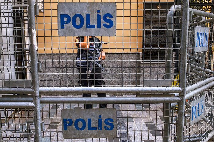 I Captured 30 Photos Revealing The Spirit Of Istanbul