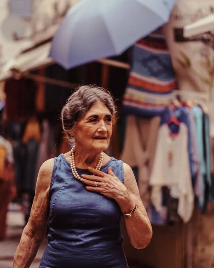 40 Street Shots By Marina Nota That Turn Ordinary Moments Into Magic