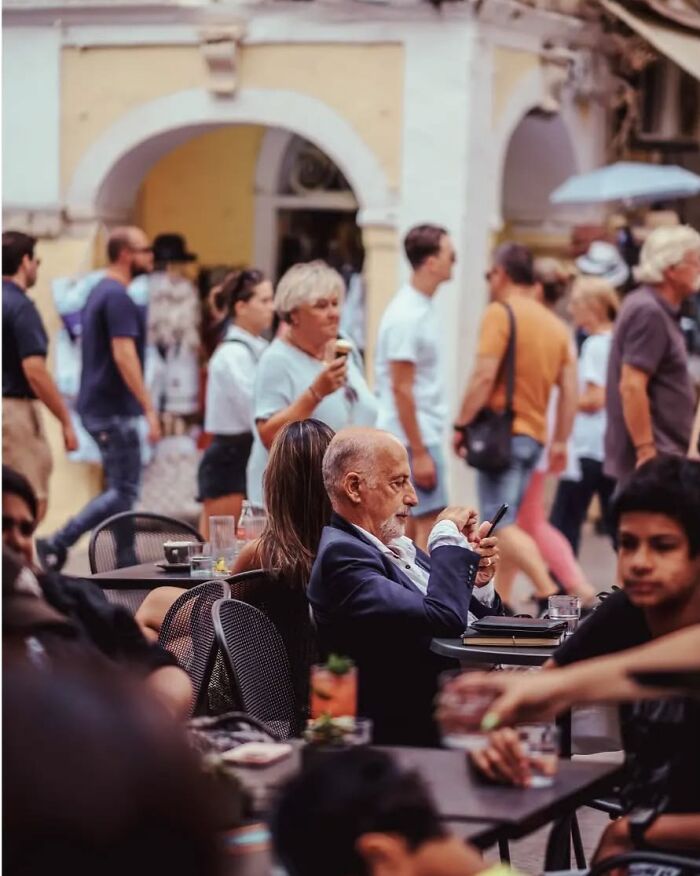 40 Street Shots By Marina Nota That Turn Ordinary Moments Into Magic