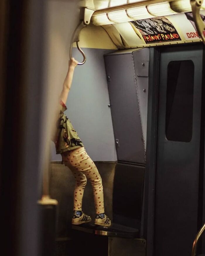 40 Street Shots By Marina Nota That Turn Ordinary Moments Into Magic