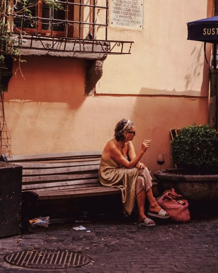 40 Street Shots By Marina Nota That Turn Ordinary Moments Into Magic