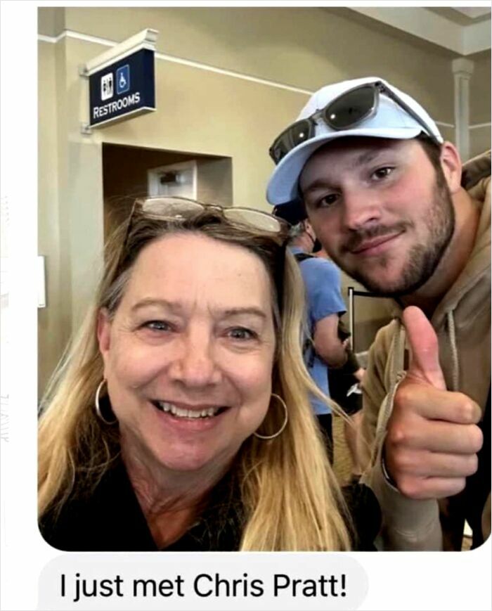 “Johnny Derp”: 59 Times People Shared A Pic With A ‘Celebrity’ Only To Be Laughed At Online (New Pics)