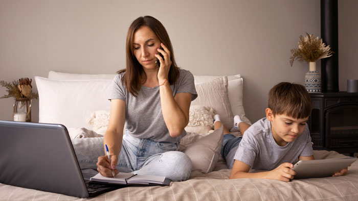 Guy Walks Out Of The House After Dad And His Wife Demand He Skip Work To Babysit 3 Half Siblings