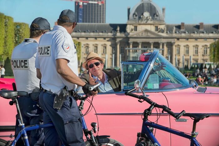 25 Hilarious Stories Of Innocent People Incriminating Themselves For No Reason At All