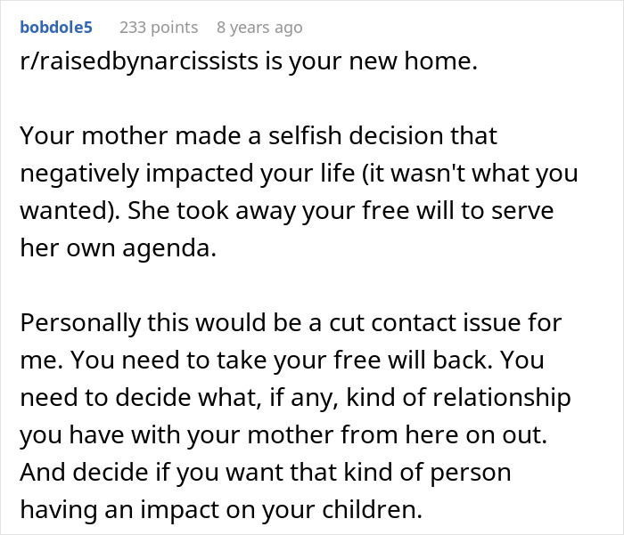 Woman Shocked After Finding Out Her Mom Is The Reason She Never Got To Live Her Dream