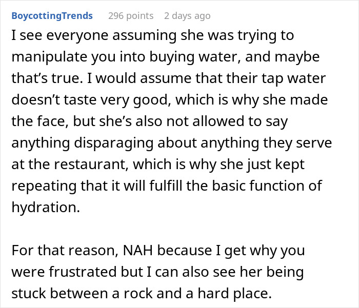 Weird Waitress Annoys Customer By Repeating “It’s Very Hydrating” When He Asks For Tap Water