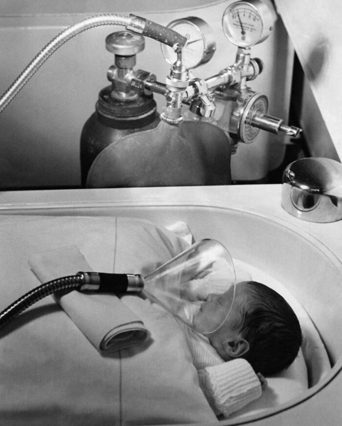 29 Old-School Medical Pics That Offer A Fascinating Glimpse Into The Past
