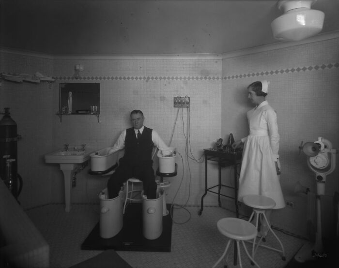 29 Old-School Medical Pics That Offer A Fascinating Glimpse Into The Past