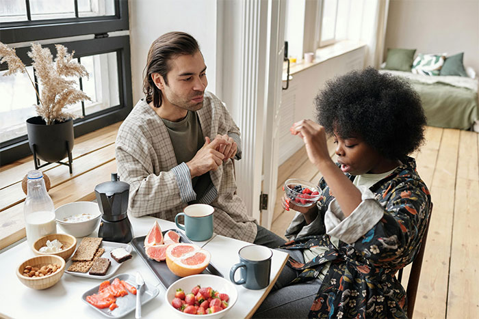 60 Crazy And Unhinged Ways People Found Out Their Partner Was Cheating