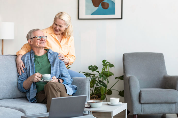 Parents Have No Plans For Retirement, Expect Youngest Daughter To Provide For Them, She Says No