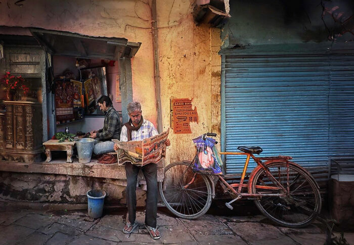 64 Beautifully Candid Photos Showing Life On The Streets Of Istanbul