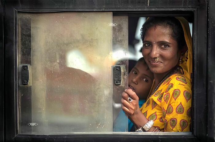 64 Beautifully Candid Photos Showing Life On The Streets Of Istanbul