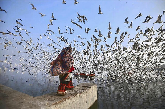 64 Beautifully Candid Photos Showing Life On The Streets Of Istanbul
