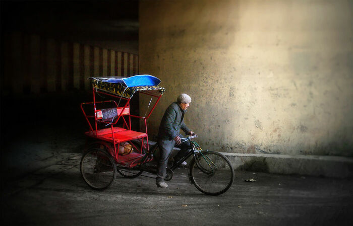 64 Beautifully Candid Photos Showing Life On The Streets Of Istanbul