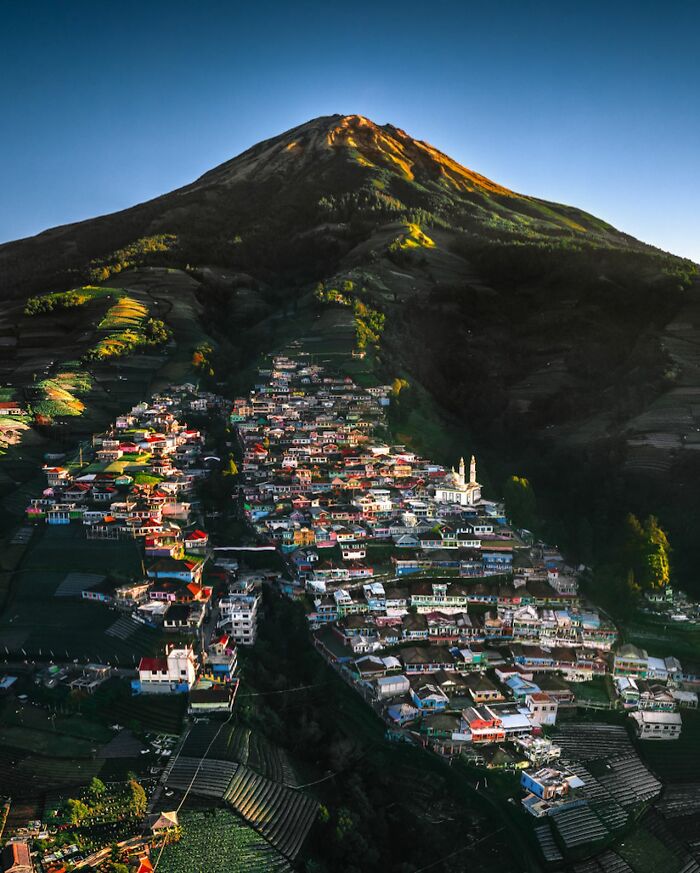 Japanese Photographer Captures Glimpses Of Life And Nature In Different Asian Countries (50 New Pics)