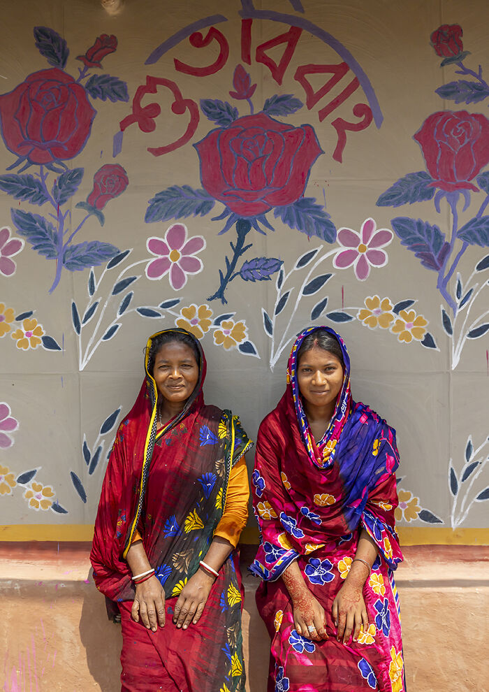I Visited A Village Where Every Season Brings New Murals On The Mud Walls