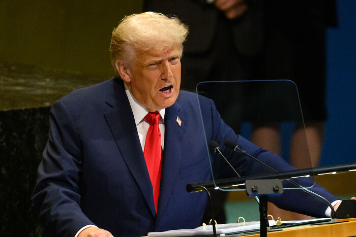 White House Calls Out Alleged United Nations Plot To Sabotage Trump And Melania With Escalator