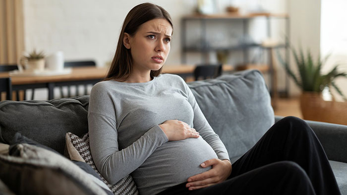 Woman Risks Anaphylaxis As SIL Ignores No-Peanut Rule, Husband Betrays Her By Siding With His Sister