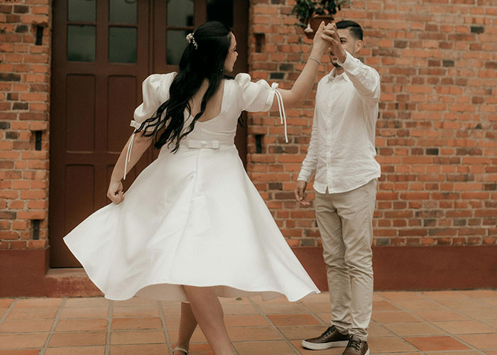 “White Wedding Dress”: 53 Takes On Weddings That You May Or May Not Agree With
