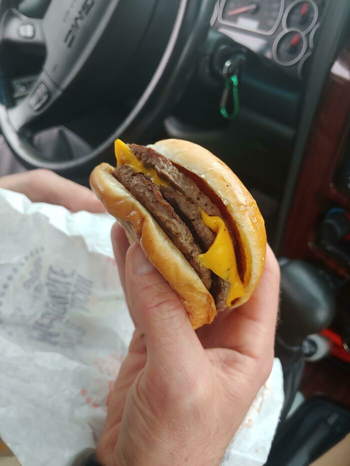 56 Times Americans Found A Loophole And Couldn’t Resist Using It