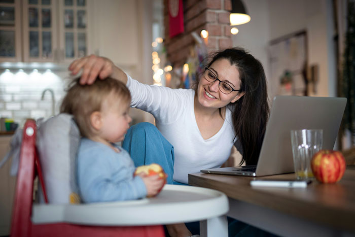 Man Hates How Easy Everything Comes To Wife, Wants Her To Suffer: “He Blatantly Hates Her”