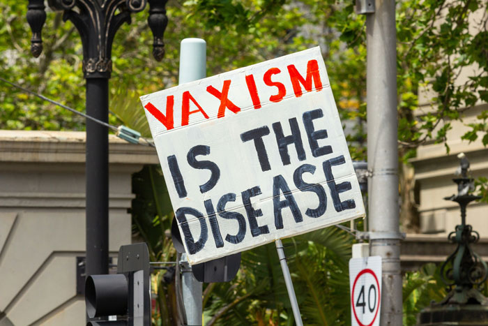“Complete Collapse Of Common Sense”: 38 Reasons To Never Underestimate Groups Of Stupid People