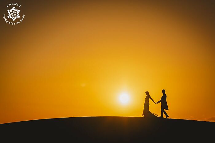 29 Incredible Wedding Photos From Around the World, As Shared By The FdB Wedding Awards