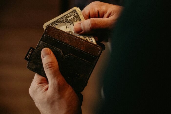 27 Strange Money-Making Hacks People Have Actually Pulled Off