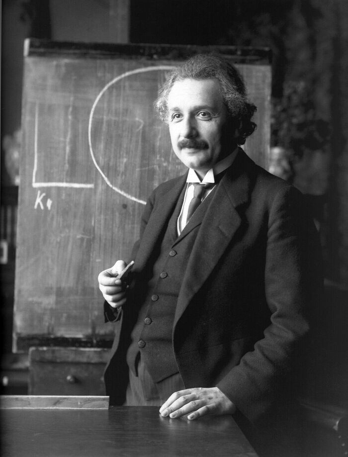 32 So-Called Facts About History That Turned Out To Be Completely False