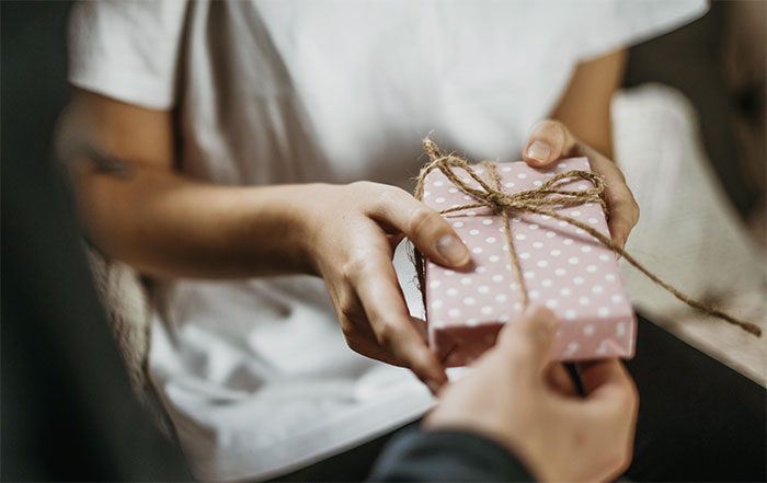 Teen Feels Crushed After Parents Gift Her The Same 18th Birthday Present As Brother